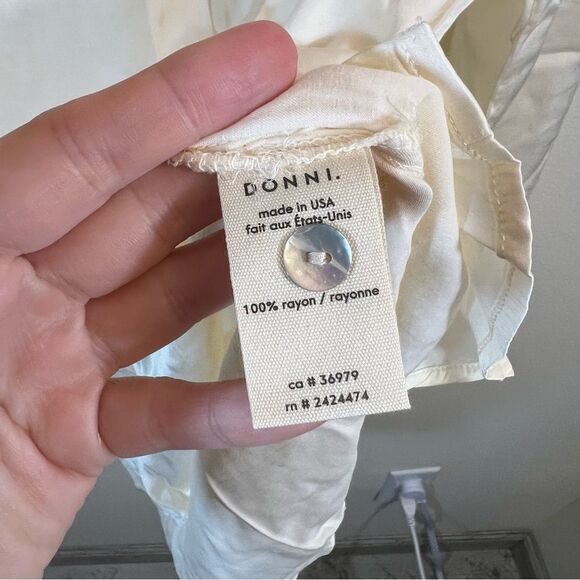 DONNI. Silky Button Down in Cream Creme XS NWT - Picture 8 of 12